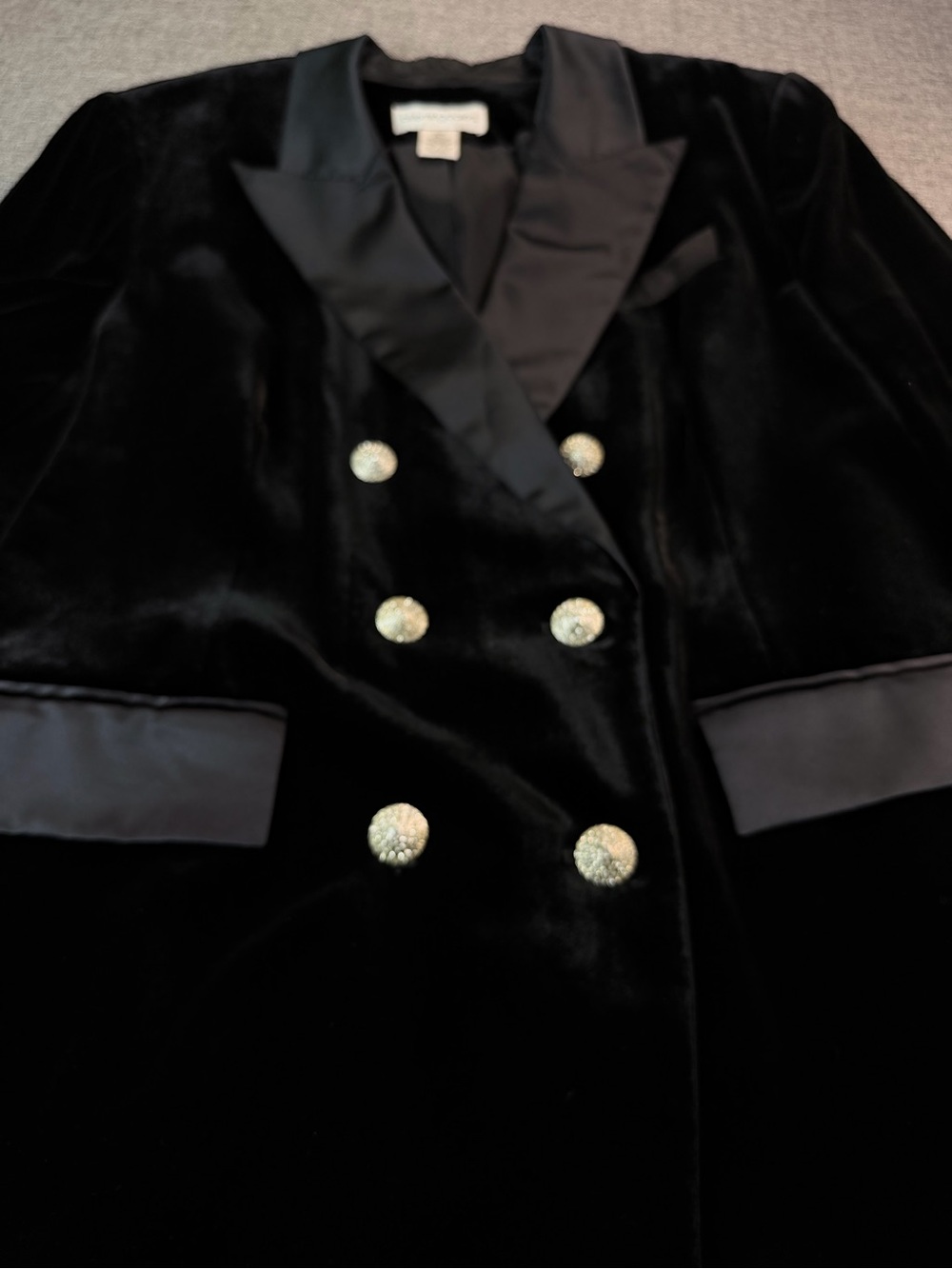Bloomingdale's Black Velvet Double-Breasted Blazer with Satin Trim - Picture 5 of 12